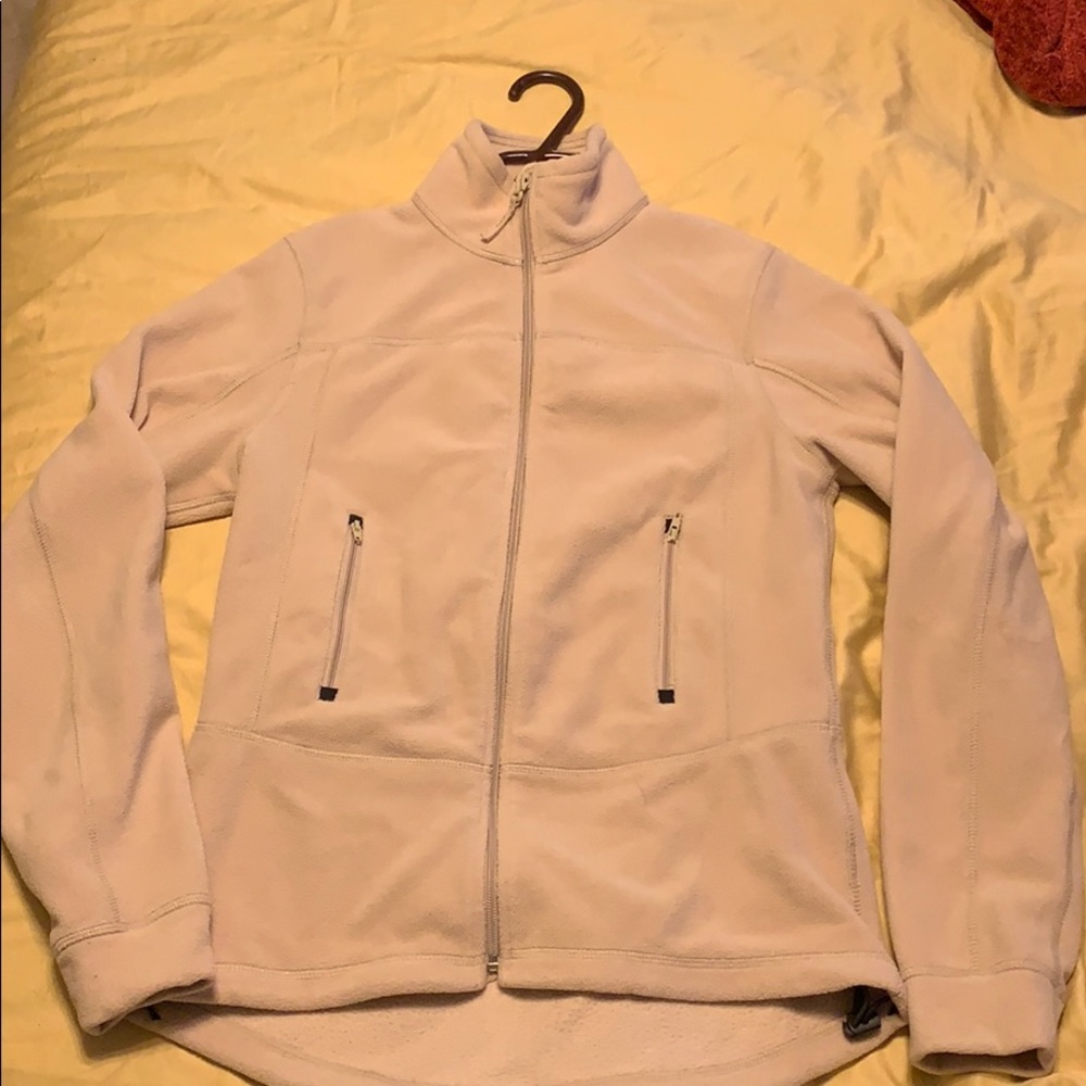Taylor Marco sport top